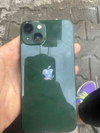 آيفون 13 عادي للبيع جهاز كلش نضيف امبدل فقط بطاريه  مكاني بغداد الوشاش...