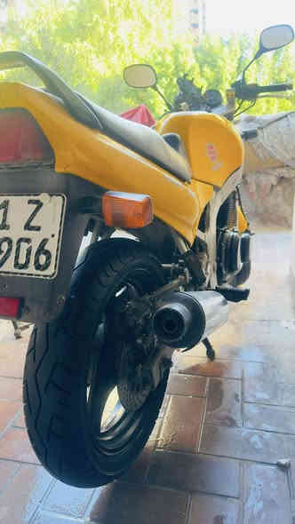 السلام عليكم دراجة سازوكي للبيع مكينة 500ccمحرك وكير مكفولات غير مفتوحة دراجة رمبة ومرقمها على ايدي رقم بغداد الانكليزي السنوية باسمي ماشية 44الف فقط كلشي بيها شغال 
مكانها بغداد
***********
هذا رقم تلفوني
السعر 19ورقة قفل 
تحياتي
