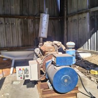 مولد كيه ٣٠ • ٩٠ أمبير • صوب بني اركاب