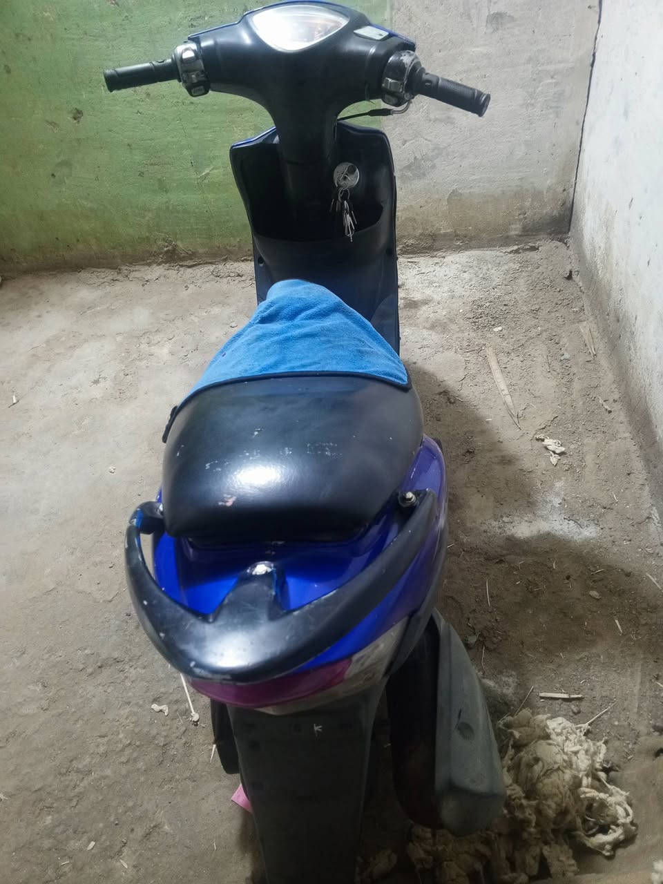 سلام عليكم ماكس عدله 49بلاديه كلشي شغال بيها سلف هندر كهربائيات عالي ناصي زنون مكان الدراجه حله جسر بته السعر 575وبيها مجال بسيط رقم ***********
