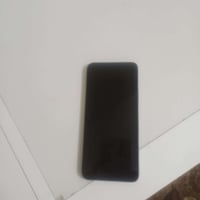 هونر ٦ • ١٢٨ • شاشة مكسورة