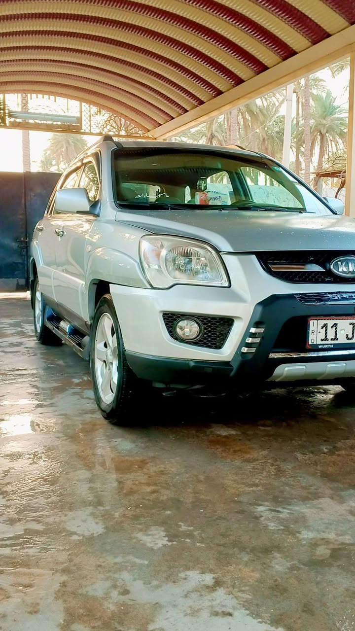 السلام عليكم
كيا سبورتج 2010
                                
رقم بغداد  ..     ابسمي سنويه 2028
السياره كفاله عامه عده  البنيد جارددد فقطط السياره فول 1ع1
مكان السيارة ديالى بلدروز 
السعر.   120 او بيه مجال 
رقم الهاتف ‏‪‏‪***********‬‏
