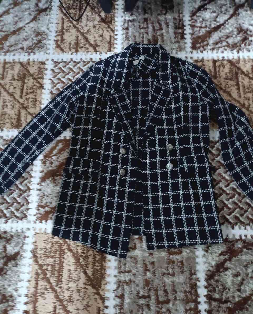 عندي سترات كجول للبيع
 رجالي ونسائي
 ((عندي ملبوس......
((( وعندي ما ملبوس)))
 كلش حلوه وانيق والوانها حلوة
 اسعار مناسبه جدا حسب القطعه
 مكاني داخل كركوك


**إذا كنت صاحب هذا الإعلان وتريد حذفه لأي سبب، رجاءا أرسل رسالة إلى الدعم الفني**