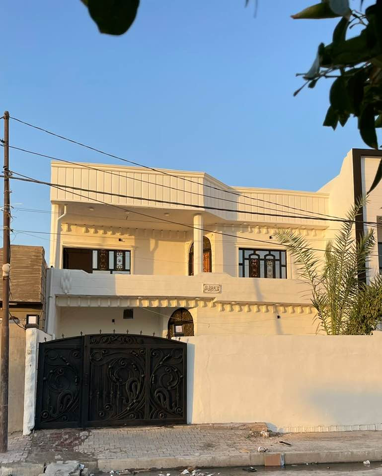 عقار للبيع✨✨

طابو صرف /    بيت معمر جديد طابقين ٢٠٠ م واجهة ١٠ امتار و العمق ٢٠ متر
              
البيت يحتوي على غرفتين و هول و الستقبال و صحيات في طابق الاول 
طابق الثاني يحتوي غرفتين وصحيات 
السعر مناسب للتواصل و الاستفسار :***********
