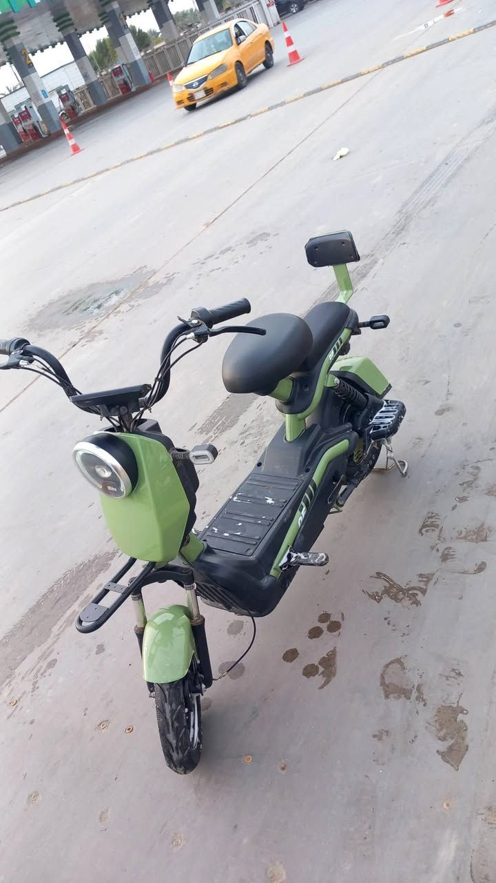 السلام عليكم دراجه شحن موديل 2025 للبيع2بصمات + 4 سويچ  السعر 275 وبيه مجال مكاني بغداد
الرقم ***********
