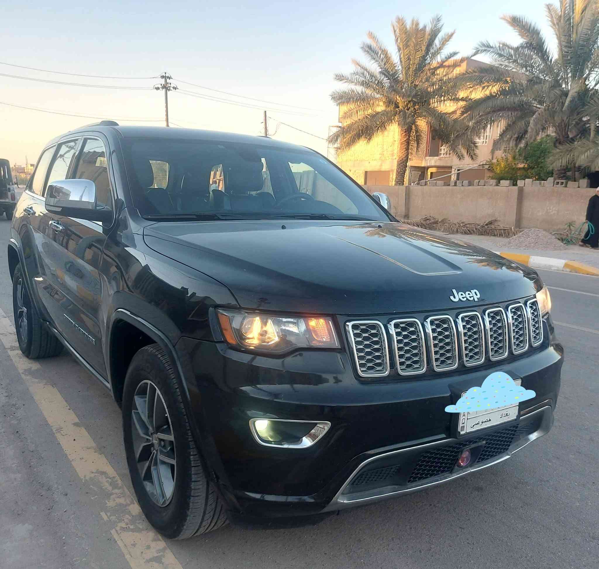 جيب لمتدد
موديل 2017
السعر 170
حجم المحرك 6سلندر 
ماشيه 131
بيها صبغ جاملغين وبنيد 
بدون دواخل 
رقم الشاصي منشور 
السياره كاسره بستم 
للاستفسار ***********
