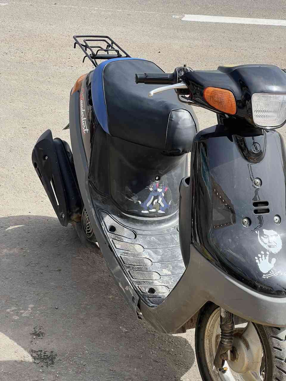 سلام عليكم دراجه بطه للبيع نضيفه وكلشي بيها شغال ونضيفه تواير جدد كابريتر جديد أوراق الدراجه ما ناقصها اي شي السعر 300وبيها مجال لطيبين ***********
