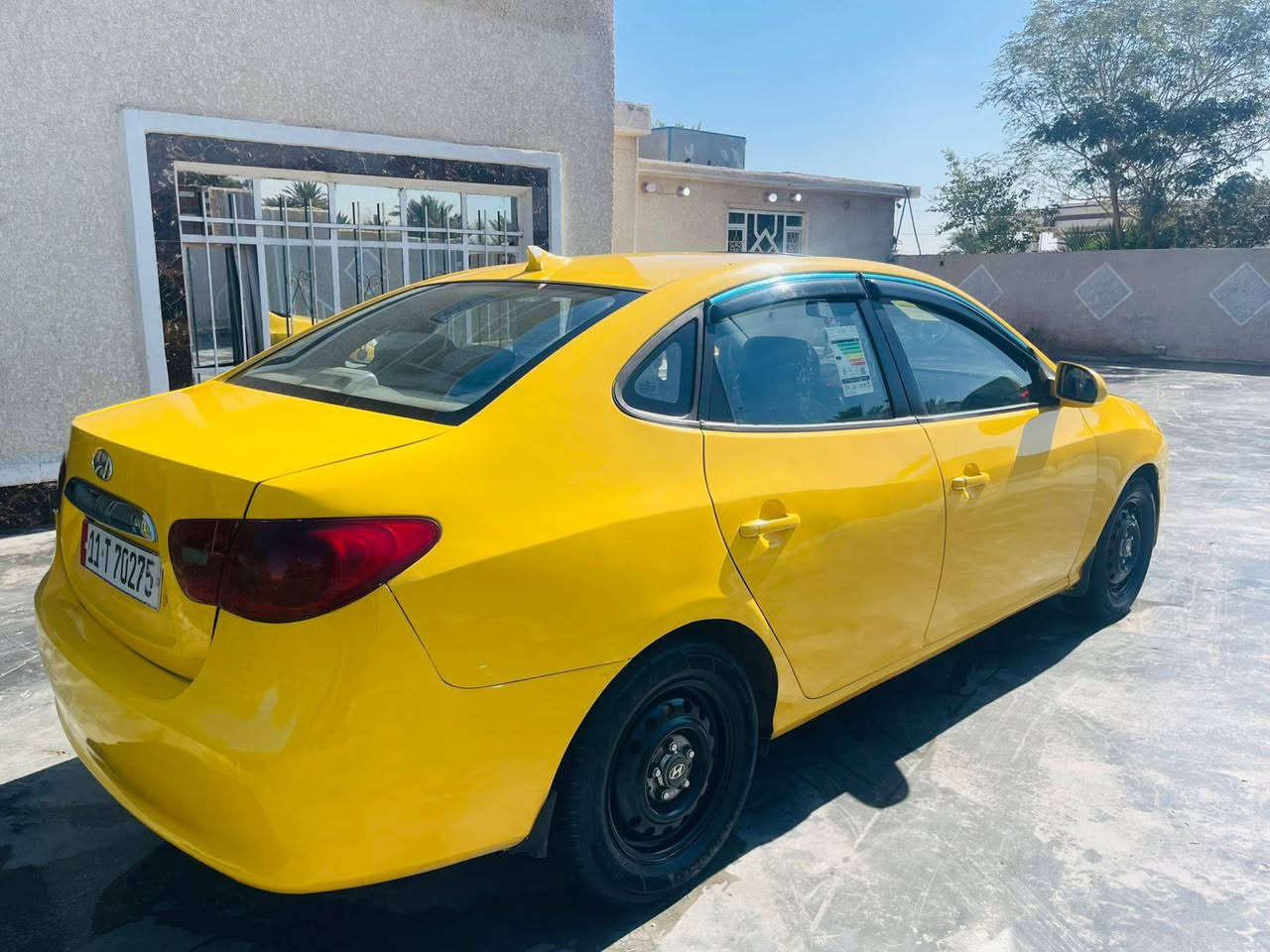 النترا موديل 2009 رقم بغداد نكليزي
بسمي مصفره هيه وغرامات تحويل مباشر 

مكينه 2000 كير نضيف 

صدر امامي وخلفي جديد تخم تاير جديد 

كهربائيات مكفوله حداديه نضيفه دواخل نضيفه 

حادثها خلفي شواصي ولاغود جدد 

العنوان تقاطع نهروان جسر ديالى جديد 

السعر 85 

التصال *********** ***********
