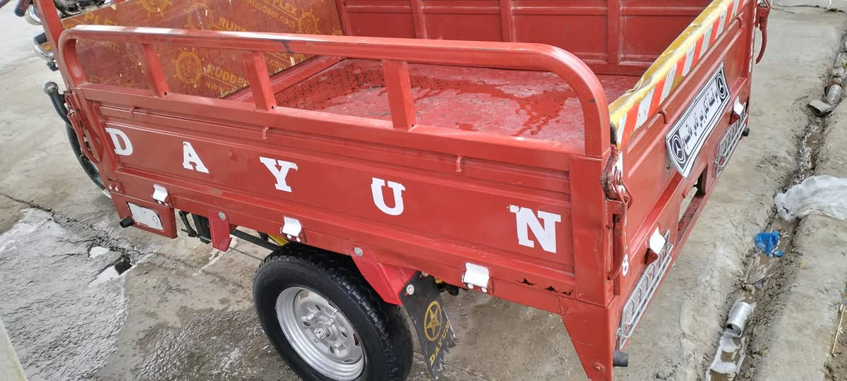 السلام عليكم ستوته للبيع موديل 2018 السعر مليون و700 الرقم ***********
