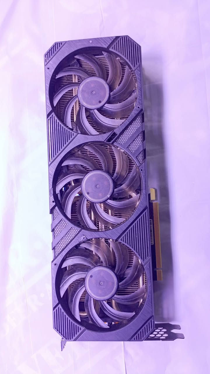 للبيع كرت شاشة قوي ونظيف 🔥
🎮 RTX 3080 Gaming Pro OC 10GB
شركة Palit الأصلية
✅ أداء جبار للألعاب الثقيلة
✅ حرارة ممتازة تحت الضغط
✅ مفحوص بـ FurMark وشغال 100% بدون مشاكل
سعر 545الف
واتساب 
***********
بدون كرتون 😇
نباع
