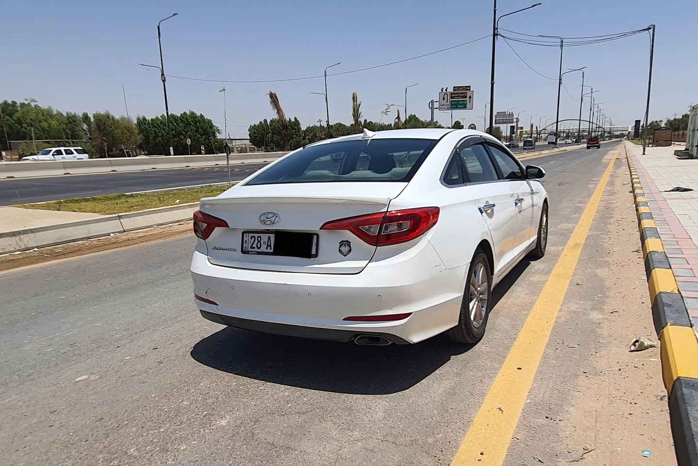 سوناتا 16 للبيع 
تبديل جاملغ امامي جهة السايق وبيها صبغات 
مكاني النجف الاشرف 
السعر ١١٥$ للتواصل واتساب فقط 
***********
