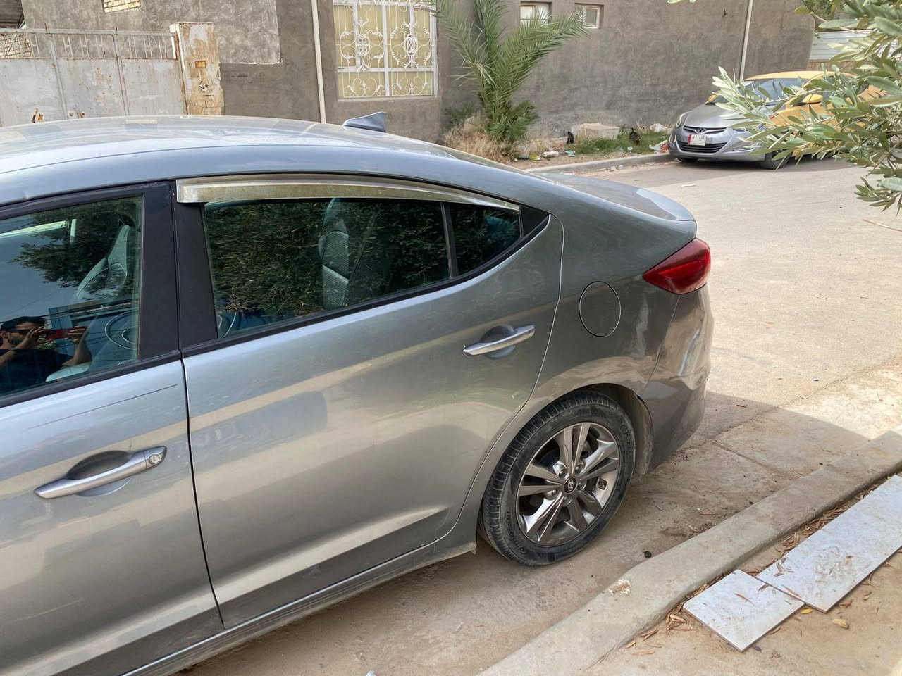 سلام عليكم الانتراء موديل 18حادثه حفت بنيد وجاملغ جاملغ مبدل نفس لون وبنيد مصلح سياره بيه طخه بلباب لخلفي مثل ماواضح بصورهه سياره ماشيه 120مواصفاته عاديه شاشه وتحكمات /سعره 110وبيه مجال الطيبين واسف ع لاطاله


**إذا كنت صاحب هذا الإعلان وتريد حذفه لأي سبب، رجاءا أرسل رسالة إلى الدعم الفني**