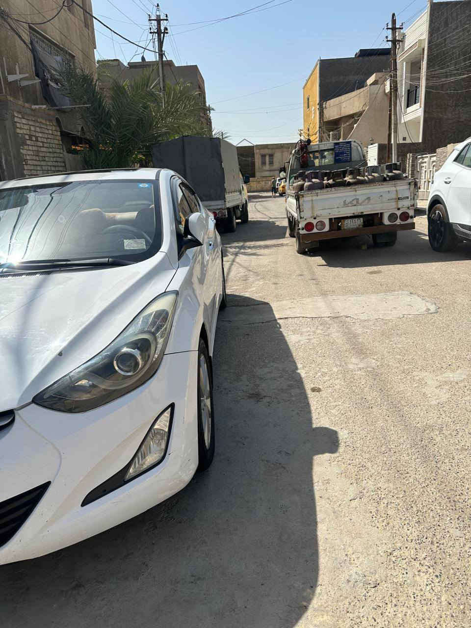 السلام عليكم انتره 2016 خليجي مكينة ١٨٠٠ دوش موصفات فحتة تحكة استيرن شاشة مالتهة بلادي صور السونر منشورة وبيهة بستم صاطر السعر ١٢٠ وبيهة مجال ***********
