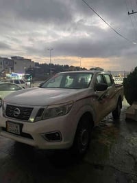 نیسان ناڤارا 2020  مواسەفات SE   گێڕ ئۆتۆماتیک  و دەبڵ ئەکسل  سعر لە ک...