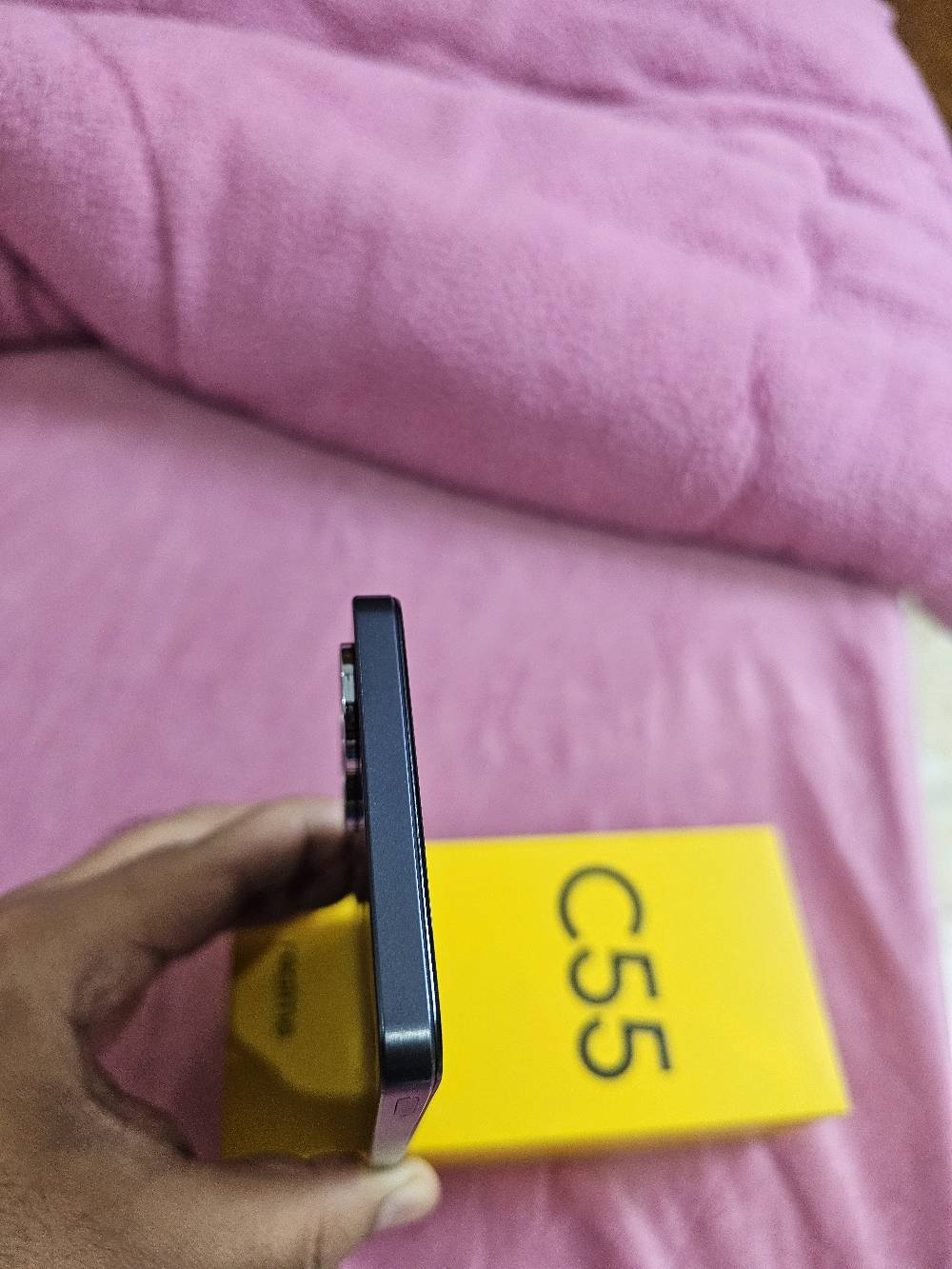 هاتف Realme C55 جديد للبيع، غير مستخدم وبحالة ممتازة. يحتوي على شاشة كبيرة وأداء قوي، مناسب للتواصل والألعاب. يأتي مع العلبة الأصلية.