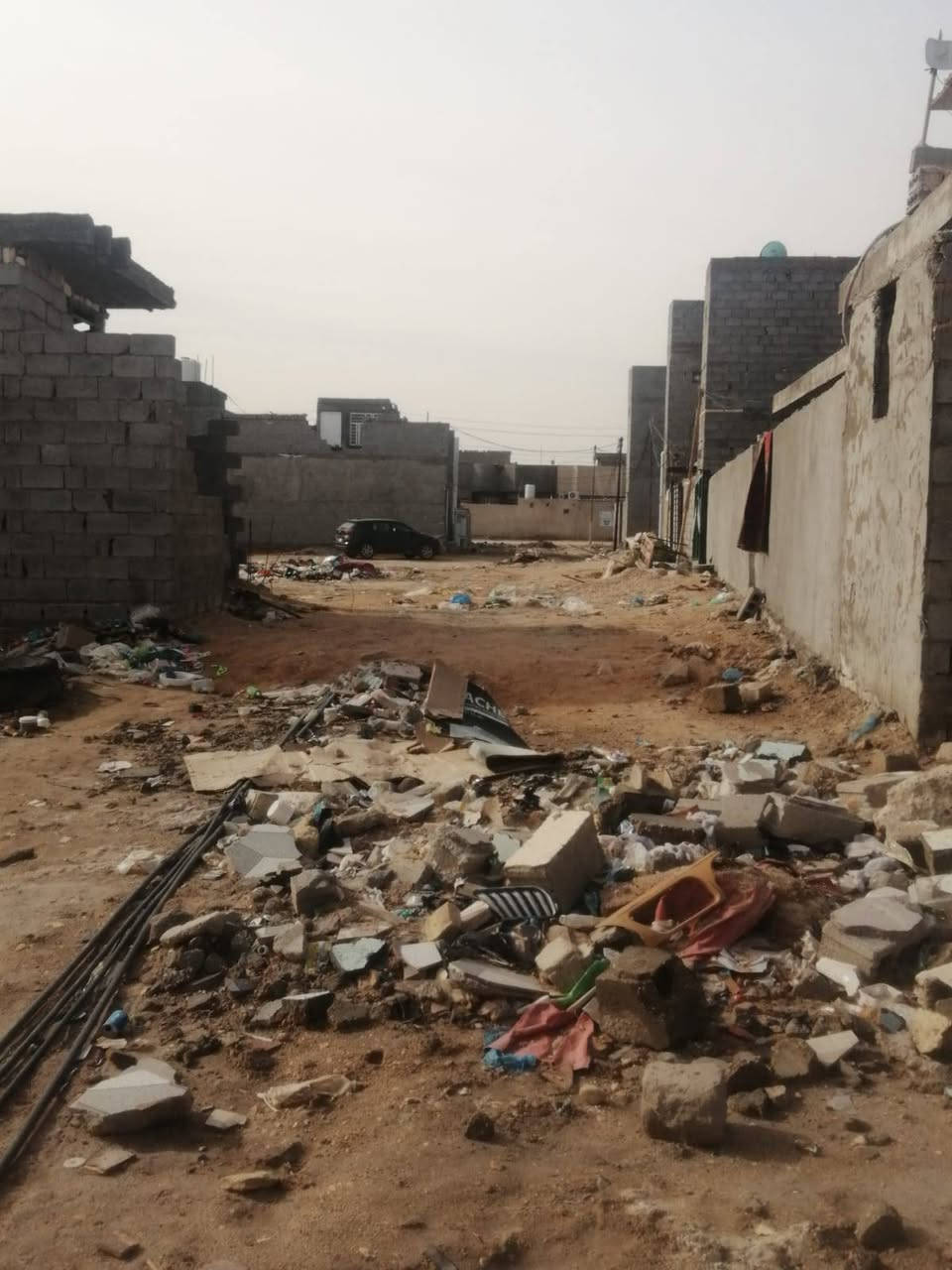 بلاش / قطعة للبيع مساحة 100 متر ركن شبانات قرب الحولي ماي مجاري كهرباء السعر 13 وبيهه مجال لاتصال ***********
