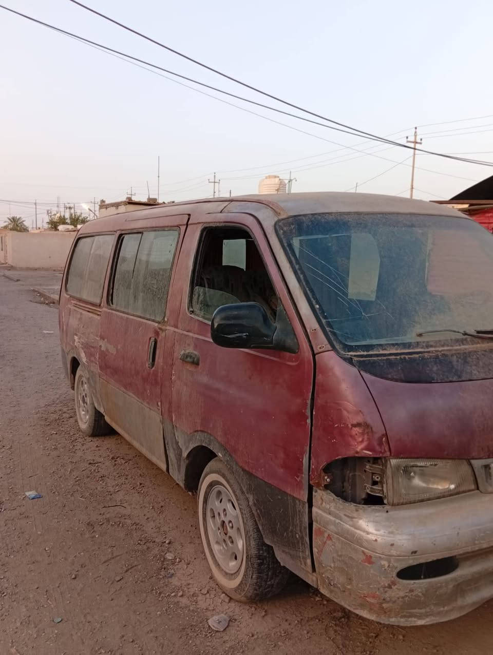 سلام عليكم كيا بريجو موديل 98 رقم الماني أصولية السيارة كير ومكينة واكسل كفالة سعر السيارة 25 وبيها مجال مكان السيارة ذي قار وهذا رقمي ***********
