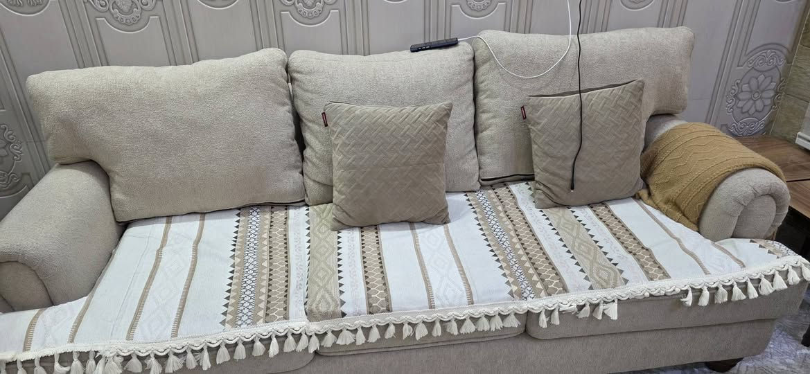 تخم قنفات للبيع 8 مقاعد بعدة جديد
***********
***********
