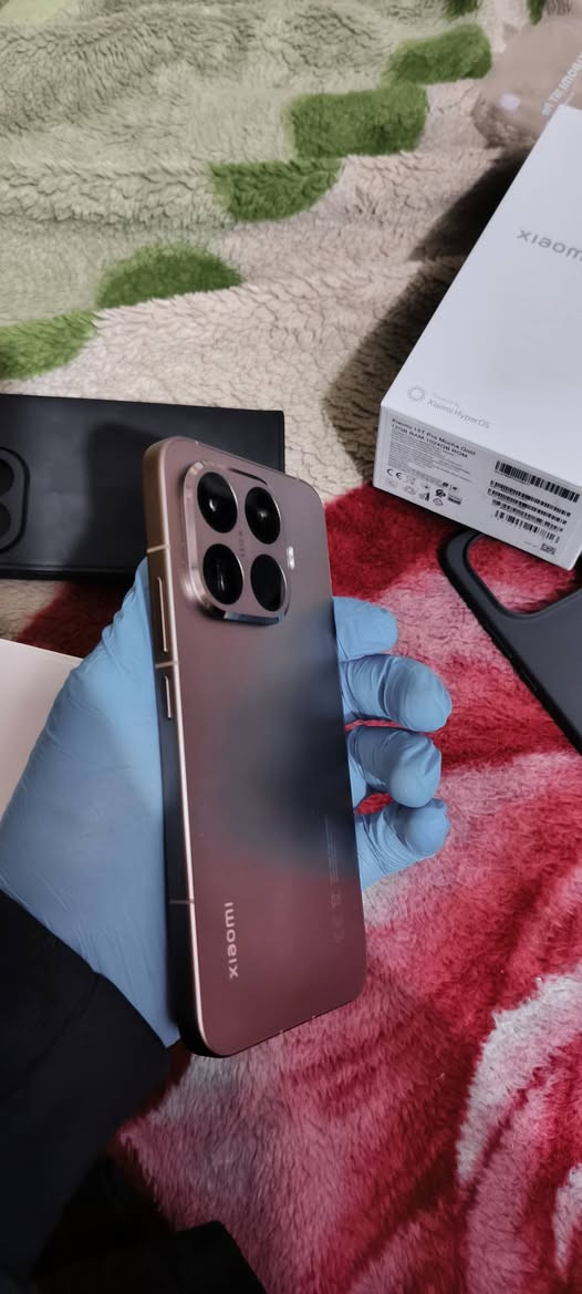 Xiaomi 15T pro 1TB
جهاز مستخدم نظافة ١٠٠٪ 
ذاكرة ١٠٠٠ جيجابايت
نسبة البطارية ١٠٠٪ 
شخط مابي 
كاميراته واحد عالم معالجه واحد عالم يشغل كل الالعاب باعلى جودة واعلى فريمات يعني ال١٢٠ فريم وياه كرزات ببجي وغيرها بالنسبة اله لعبة خفيفه لايحمه ولا يتعبك ولايهبط فريم فول الفول لمحبين الالعاب والتصوير الاحترافي بشدة. 

سعره ٧٥٠ الف دينار عراقي وبي مجال للجناي فقط. 

مكاني بغداد الدورة.


**إذا كنت صاحب هذا الإعلان وتريد حذفه لأي سبب، رجاءا أرسل رسالة إلى الدعم الفني**