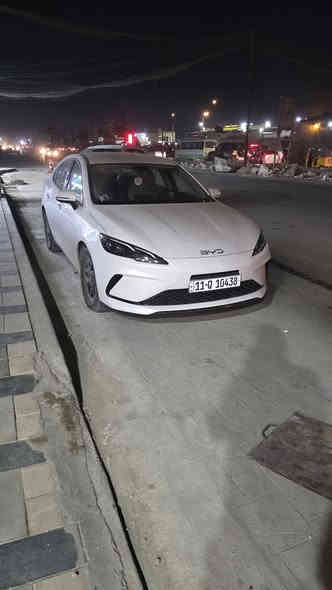 سيل فايف للبيع مرقم وكامل ماشي 1400(السعر ١٩ مليون )بغداد الشعب(***********
