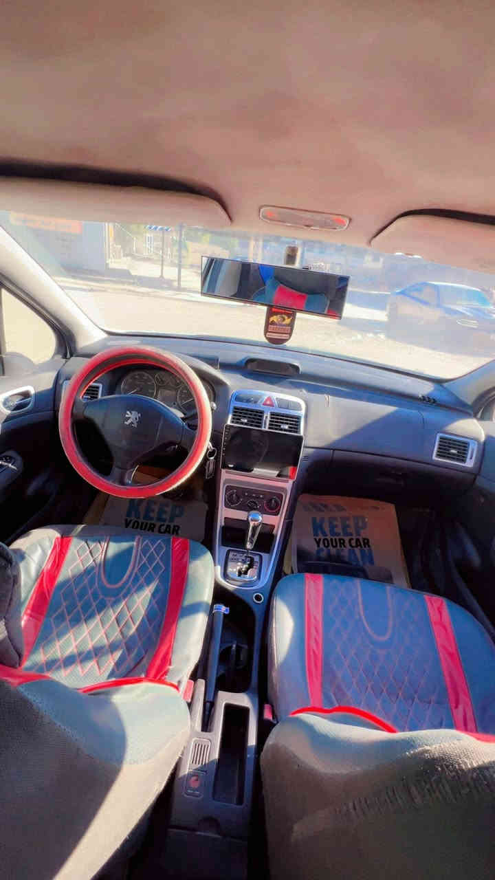 سلام عليكم للبيع بيجو 307 موديل 2006 مصبوغه  حزام بدون حادث سنويه ساقطه رقم الماني تبريدشغال ثلج الفان عاطل سياره مو بسمي راعيهه موجود تحويل اشوكت متريد ايحول اروح وياك للمرور اني العنوان بغداد الدوره البعيثه سعر 35 ورقه رقم ***********
