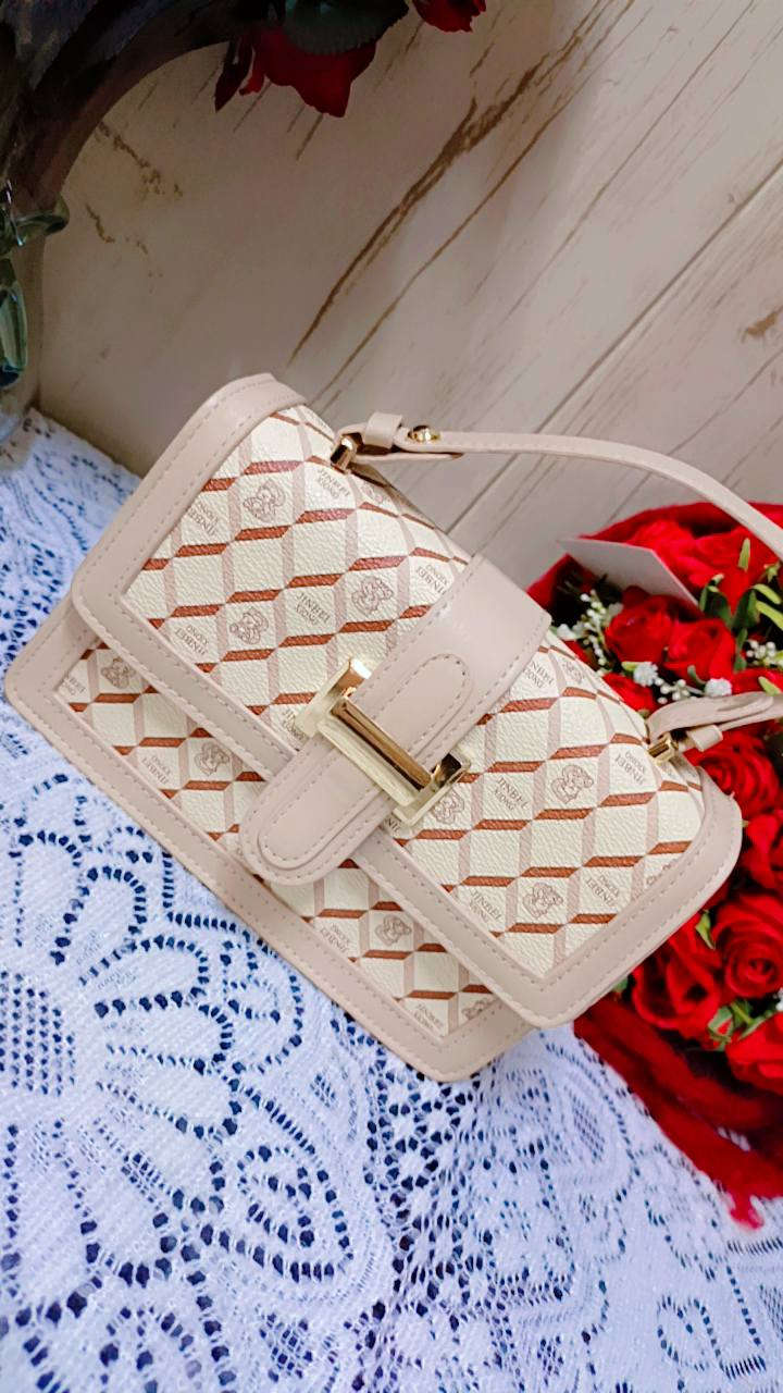 السلام عليكم بنات وفرت إِلكُم على العيد بضاعة جنط جلد طبببببببببيعي جودة و إِكوالتي فووووول كلهن ماركة والباركود مُثبَّت عليهن لاصحاب الذوق و التميز    ومكياج ايضا الاسعار ثابتة رجاءا بس الي  تأخذ اكثر من قطعة إِلها خصم خاص سارعوا بالحجز الكمية محدودة


**إذا كنت صاحب هذا الإعلان وتريد حذفه لأي سبب، رجاءا أرسل رسالة إلى الدعم الفني**