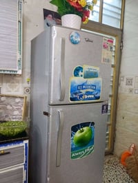 ثلاجه للبيع سعر 175رقم الهاتف 07712820726