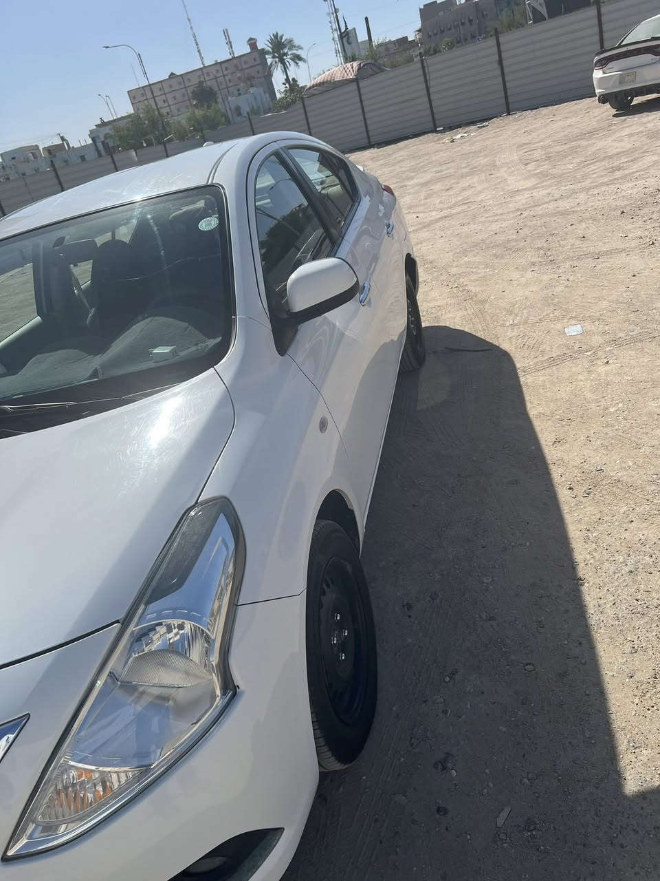 نيسان سني هندي
السلام عليكم نسيان سني هندي 2024

السيارة ماشية 114 الف 

بيها جاملغ خلفي راجع على البارد و خسفه بلجاملغ الأمامي 

سعر السياره 115$ وبيها مجال 
رقم الهاتف ***********
