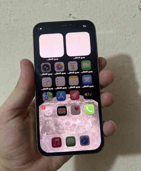 ايفون 12 برو  ماكس ذاكره 128 بطاريه 100 جهاز نضيف كله شغال مبدل شاشه وبطاريه سعر 290 الف مكاني بغداد ***********
