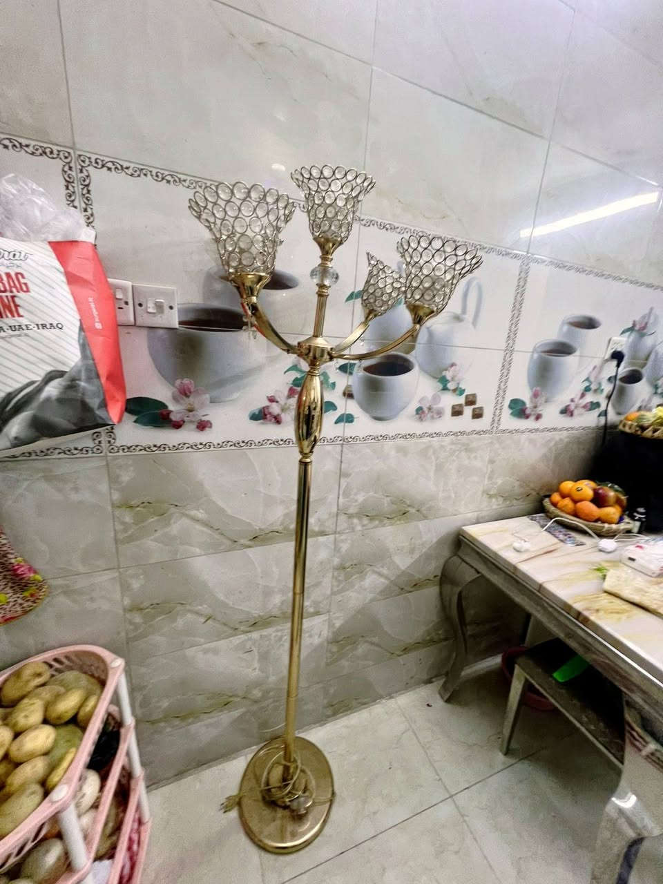 ميز الطعام سعره 225 الفاترينه 175 
تيبلام  60 اغراض كلش نظيفه العنوان بغداد الكراده


**إذا كنت صاحب هذا الإعلان وتريد حذفه لأي سبب، رجاءا أرسل رسالة إلى الدعم الفني**