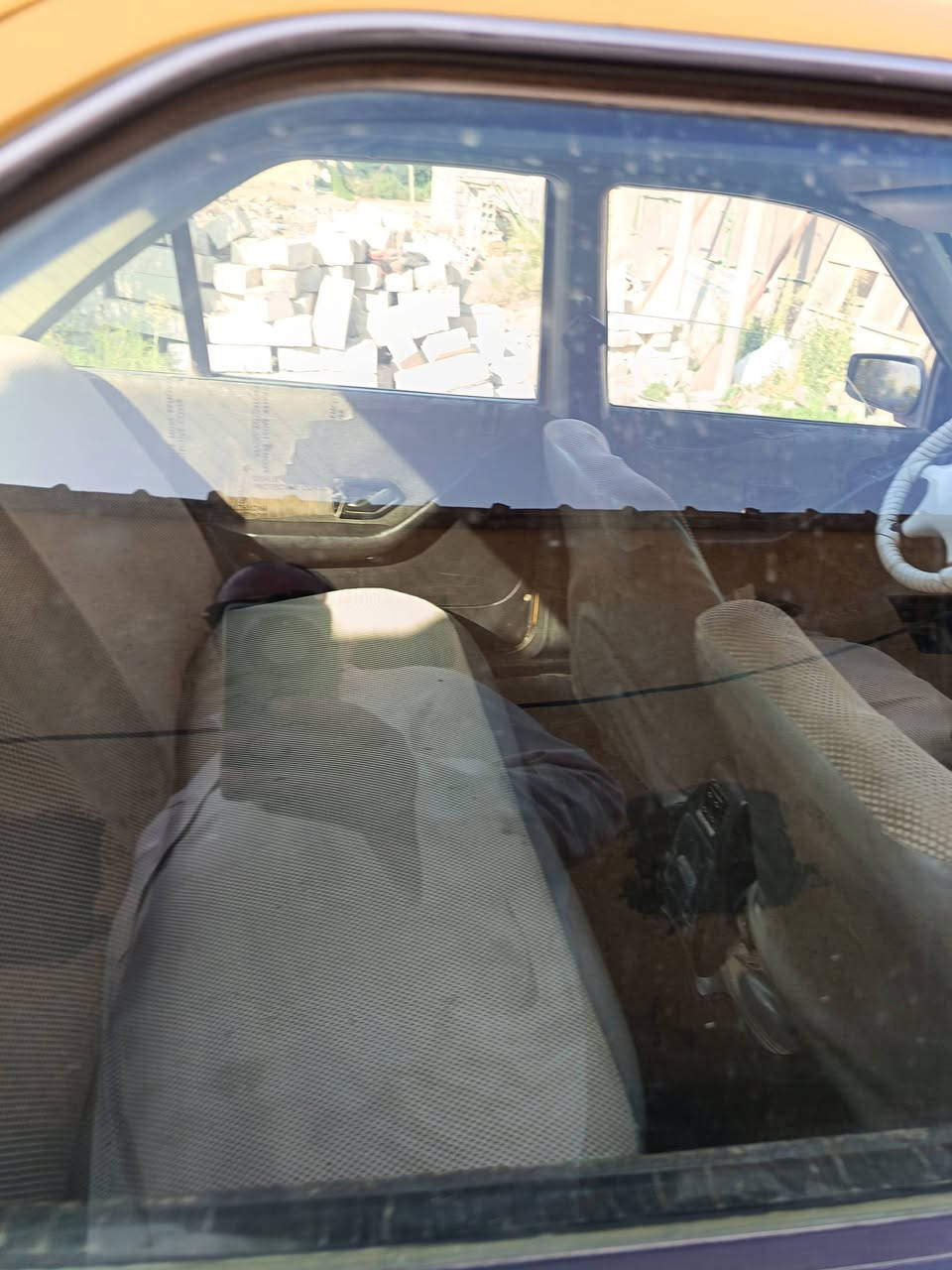 السلام عليكم بيجو بارص أجره ذي قار سنويه لغاية 2027 بيها/كازكيت /حداديه جديده عربانه خلفيه كامله صدر كامل معه المشط جديد زوج تاير جديد اسبوع من شاده مكان السيارة ديوانيه والمالك ايضن ديوانيه /سعر 30 بيها مجال للطيبين رقم موبايل *********** /بيه واتساب
