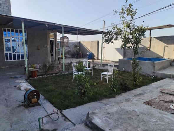 يا الله السلام عليكم بيت مساحه 303 متر 
العنوان بغداد المدائن الجعاره شارع معمل الغاز مقابيل مطعم وحدائق البستان موقع مميز ولسعر بلاش كامل الخدمات بلتوفيق لليكون من نصيبة  سعر 90 وبي مجال بسيط طابو 25 
*********** ***********
