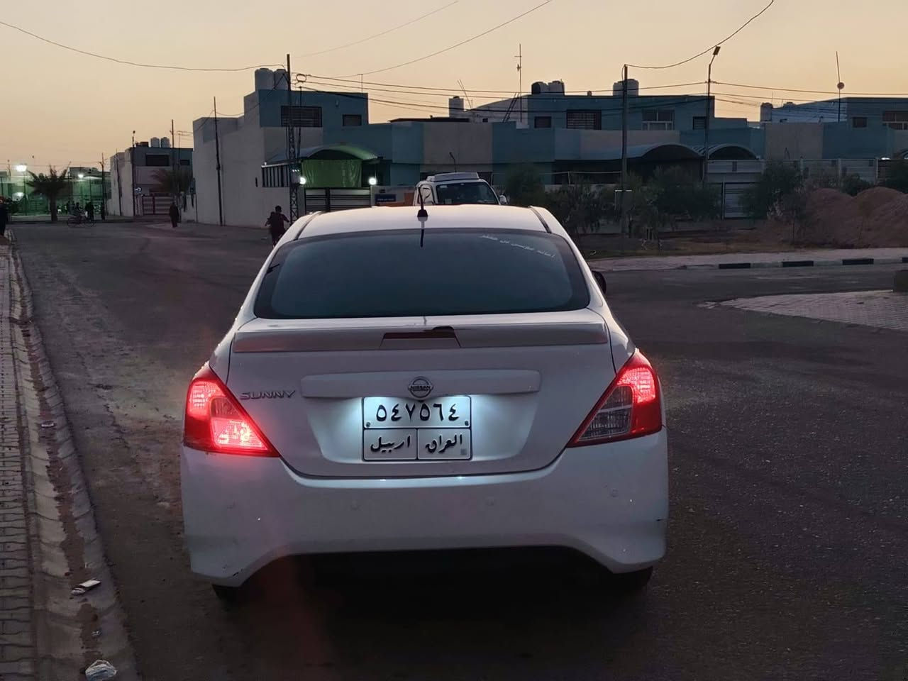 سلام عليكم 
نيسان صني هندي للبيع 
السياره بيه بارد بالباب الوره مال الصدر بدون صبغ وبيه طخات السياره موديل 2019السنويه صاقطه رقمه أربيل السياره مكفوله كير ومكينه تبريد ثلج 
حجم المكينه 1500 ماشيه 136الف أربع تايرات جدد السياره جاهزه ماعايزه شي السعر 95 وبيه مجال 
الرقم:***********
العنوان:النجف لاشرف شارع المجمعات
