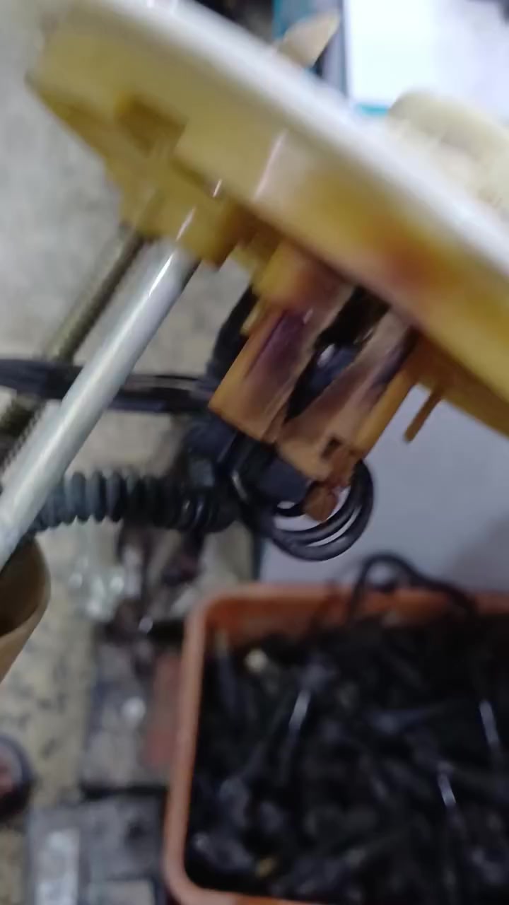 بسبب الفيتبم التجاري+محد يبدل كلاص البانزين


**إذا كنت صاحب هذا الإعلان وتريد حذفه لأي سبب، رجاءا أرسل رسالة إلى الدعم الفني**