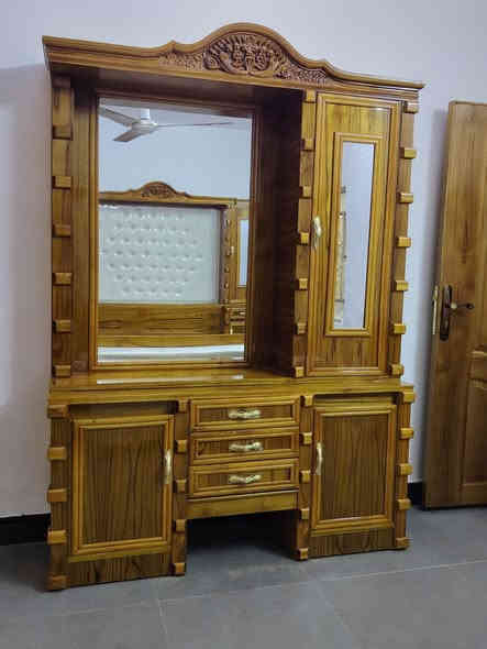 -#غرفه تسكام جديده متانه مطابق للصوره (نجاره عراقيه)

#الاستفسار ...***********....
