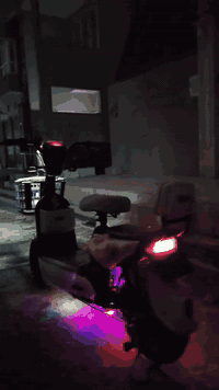 للبيع او المراوسه بماطور شحن فقط
4بطاريات دبل 20انبير
شاحنه ذكيه
 تايات جدد 
السرعة 60
االنظافه واضحه بل صور
مكاني زيونه قرب سومر
السعر 170وبي مجال 
ا***********
