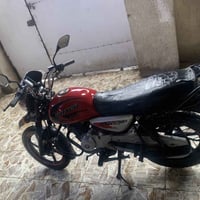 ‏السلام عليكم  ‏أخوان دراجة  بوكسر جبلي ￼موديل 22  ‏دراجة نظيفة قدامك ...