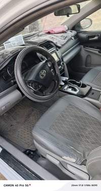 كامري للبيع 2012 مكينه جديده كير كفاله بيها قطعه وحده صبغ  تواصل 07800...