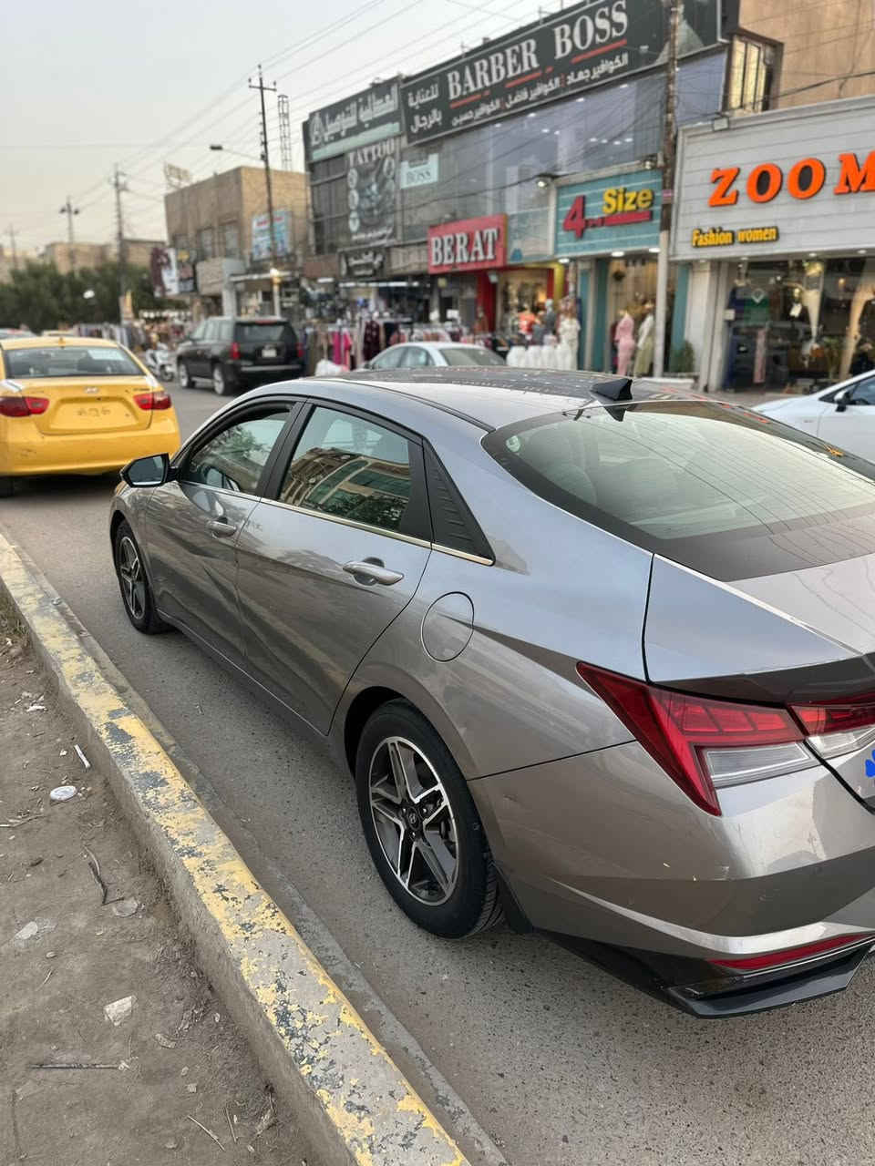 .
يالله للبيع للبيع الانترا موديل 2023 هايبرد وارد امريكي فول مواصفات اعلى فئة حادث قبق صندوق وراجع على بارد وصور الحادث مرفقه في المنشور سياره ماشية 25 كيلو سياره رقم وهزه جديدة تحويل مباشر سياره بسمنه ابد مامتعوبه السيارة 
مكان سياره بغداد البنوك 
***********
