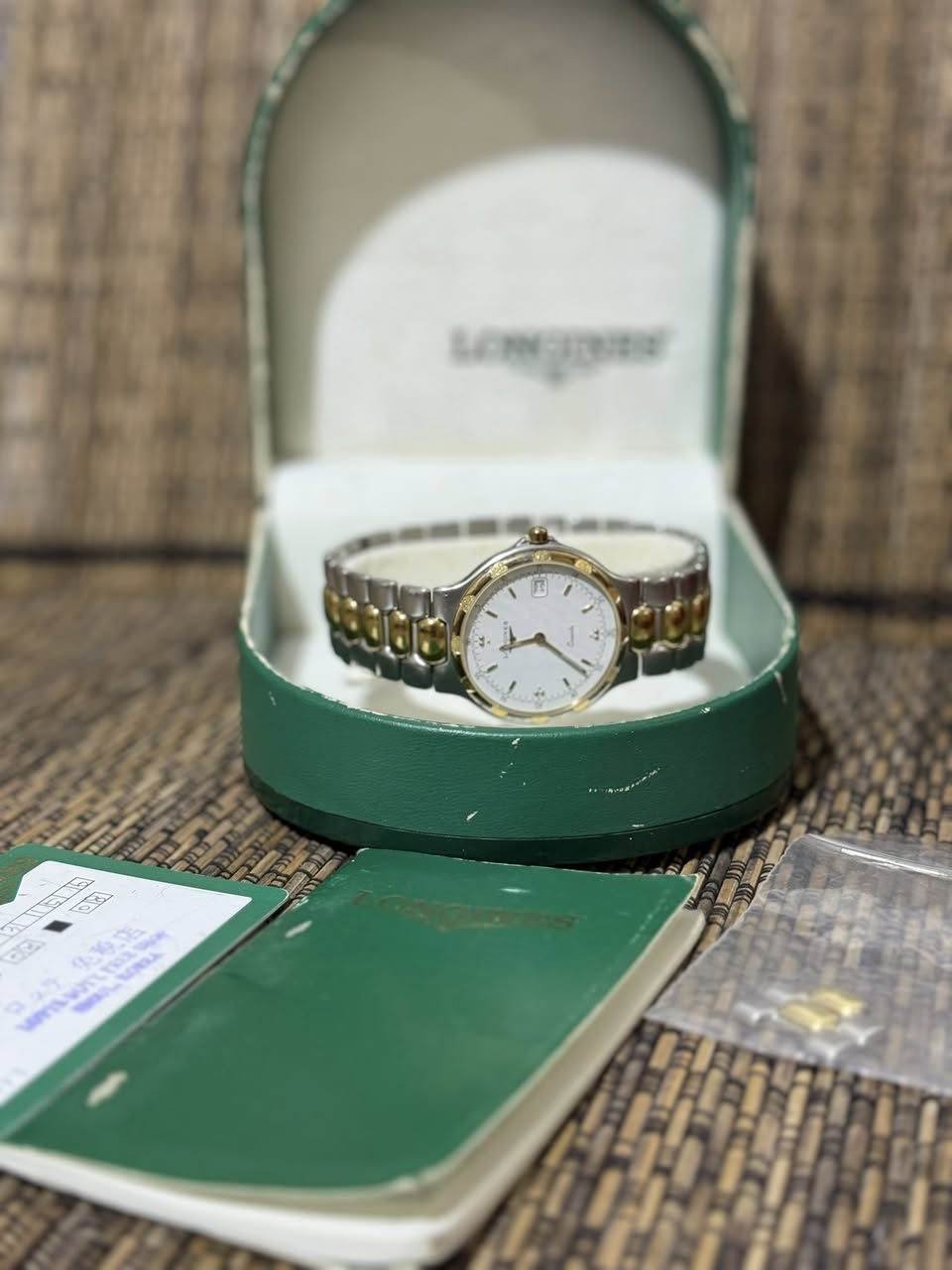لونجين كونكويست (Longines Conquest)
قطر 33.5
كاملة المرفقات مخزن بحالة ممتازة


**إذا كنت صاحب هذا الإعلان وتريد حذفه لأي سبب، رجاءا أرسل رسالة إلى الدعم الفني**