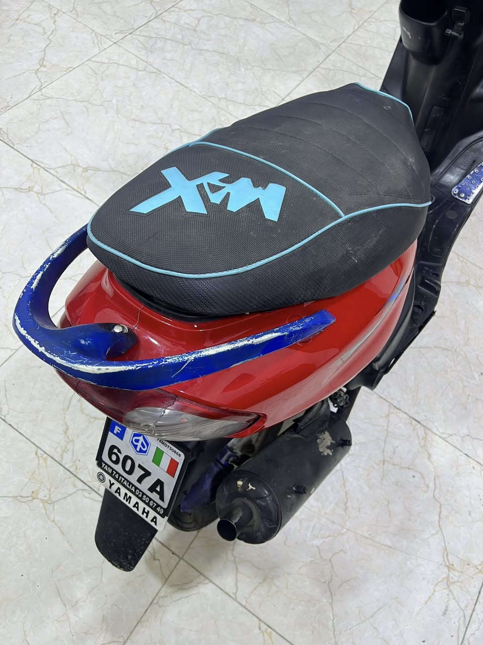 سلام عليكم دراجه قجمه للبيع كامله نكره سلف  وهندر كله شغاله السعر٣٧٥المكان الدوره الرقم ***********واتساب
