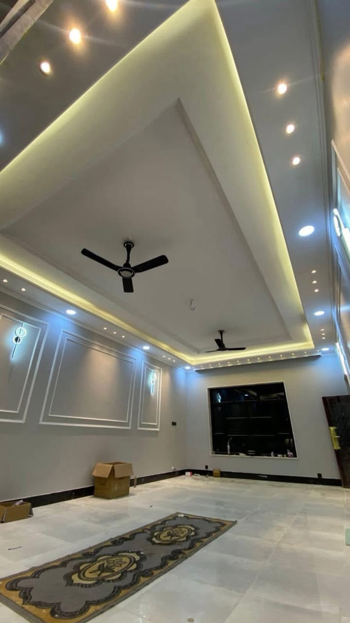 احد اعمالنا الكهربائيه مرحله التقفيل.  
مستعدون لعمل
 التأسيسات الكهربائيه بأنواعها 
بوري دفن .
..سيمنز ..
 نشر ..
 نزالات 
.تسليك
 .تشطيب 
..صيانه 
نشر منظومة كامرات مراقبه 
منظومة ستلايت 
ومنظومه ايرث 
بأنسب الأسعار للتواصل ‭0782 761 1473
