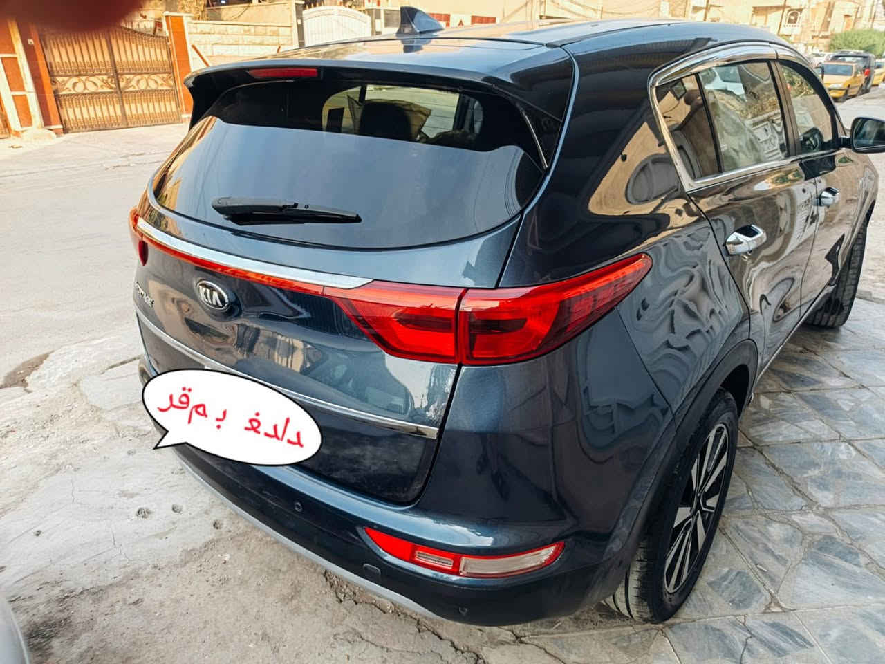 السلام عليكم سبورتج امريكي موديل 2017 رقم بغداد بأسمي وهزه وسنويه كله جديد مواصفات عاديه حساسات كامره تحكم استيرن شاشه لمس تبريد ثلج ماشيه40 ميل سياره خير من الله حادثه موضح بل صور بدون تبديل العنوان بغداد ***********
