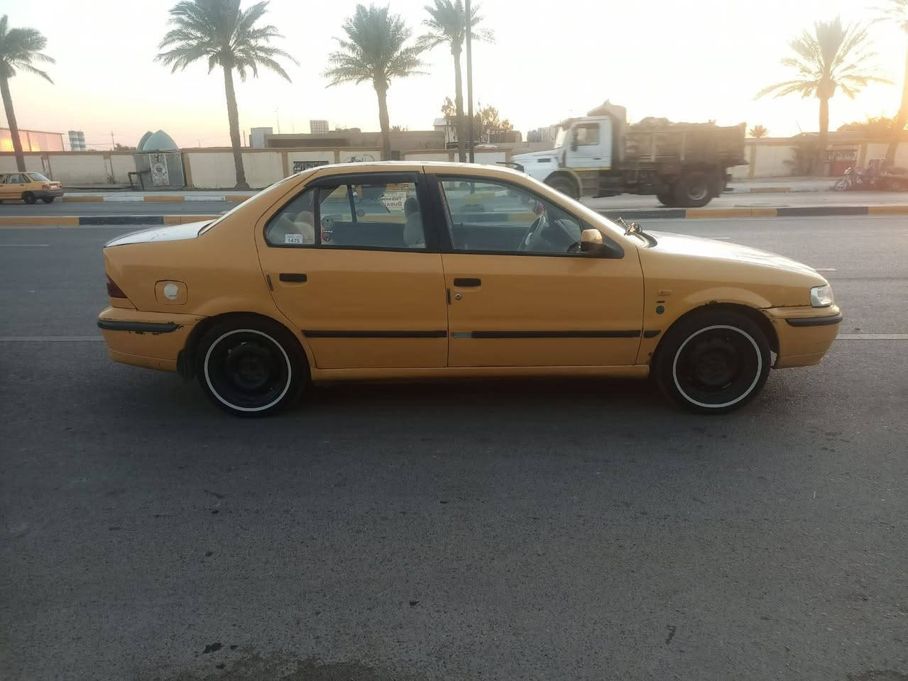 سلام عليكم سياره سمند للبيع
موديل2010 سنوية ما صاقطة 

تخم تاير خط ابيض صدر نضيف

كهربائيات جاهزة ضربة بل جاملغ

الخلفي  .السعر 27 ورقة بيها مجال 

الرقم ***********.
