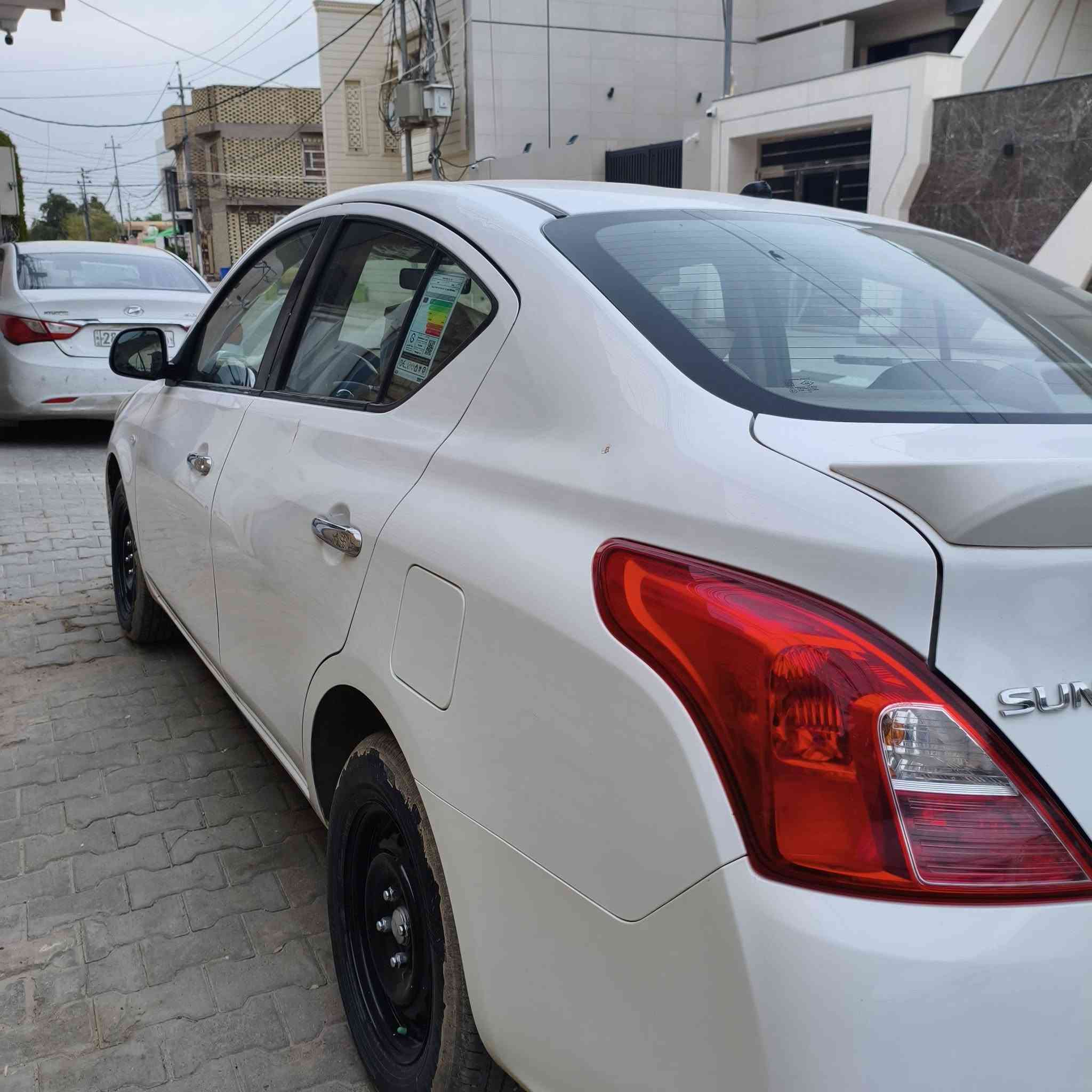 السلام عليكم 
نيسان صني هندي 2019 ماشيه 89 
 رقم اربيل الدولي السياره كفاله عامه على وضع الشريكه لا تبديل ولا صبغ السعر 108بيه مجال
رقمي خط ***********
رقمي واتساب ***********
