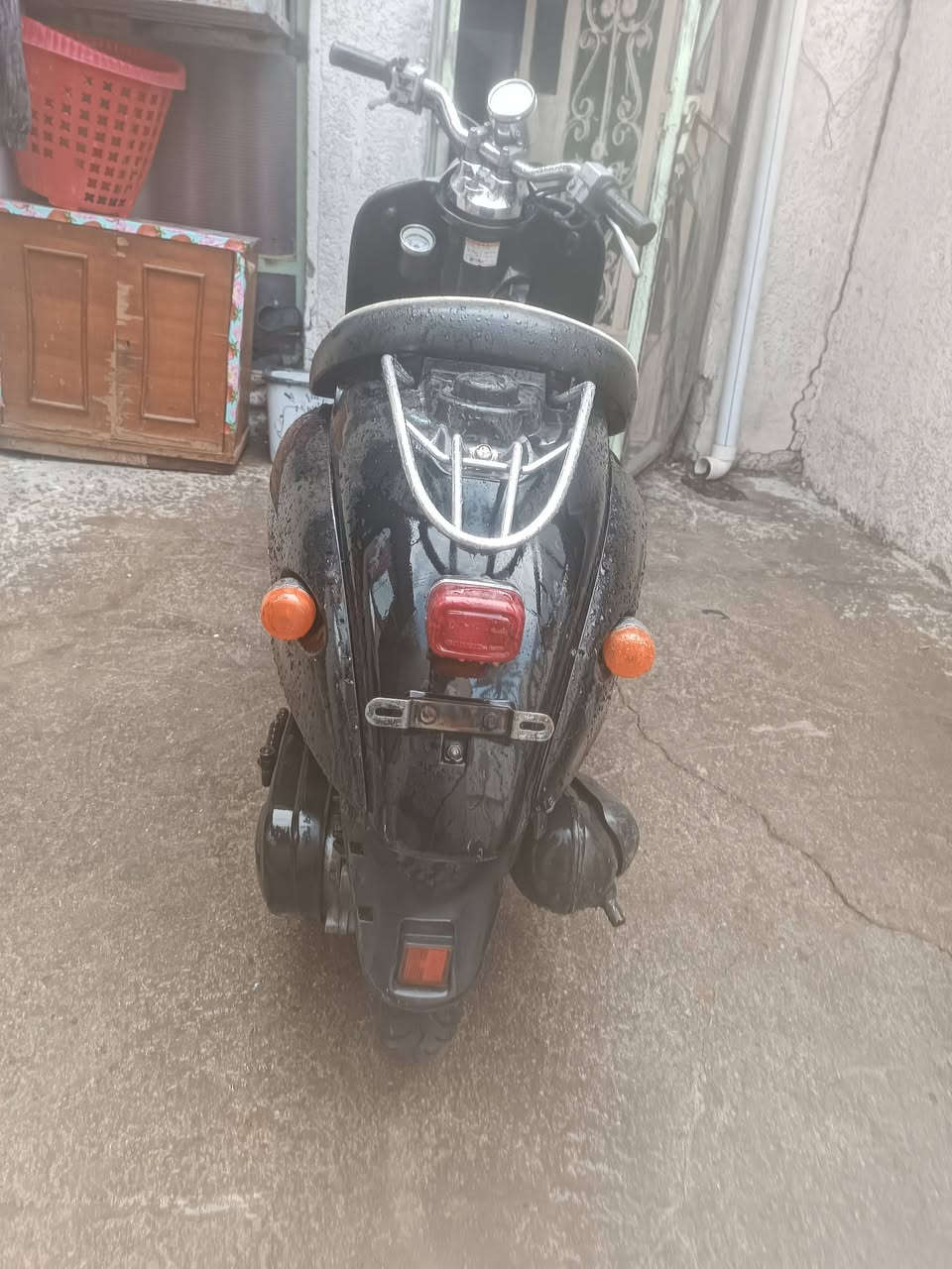 سلام عليكم دراجه كلاسك 60
االدراجه خير من الله نكره سلف 
كهربائيات كله شغاله وناعمه 
السعر 300 العنوان بغداد لبياع الشرطه الخامسه 
اي ستفسار خاص او اتصل ***********
