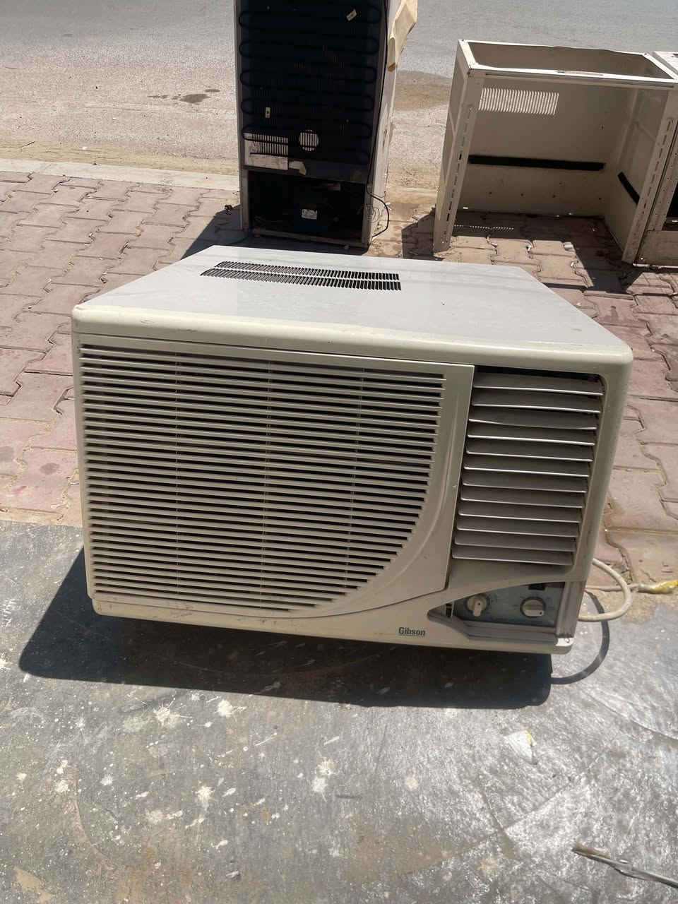مكيف جبسون شغال طنين سعره 250الف شراي يراسلني ويدلل


**إذا كنت صاحب هذا الإعلان وتريد حذفه لأي سبب، رجاءا أرسل رسالة إلى الدعم الفني**