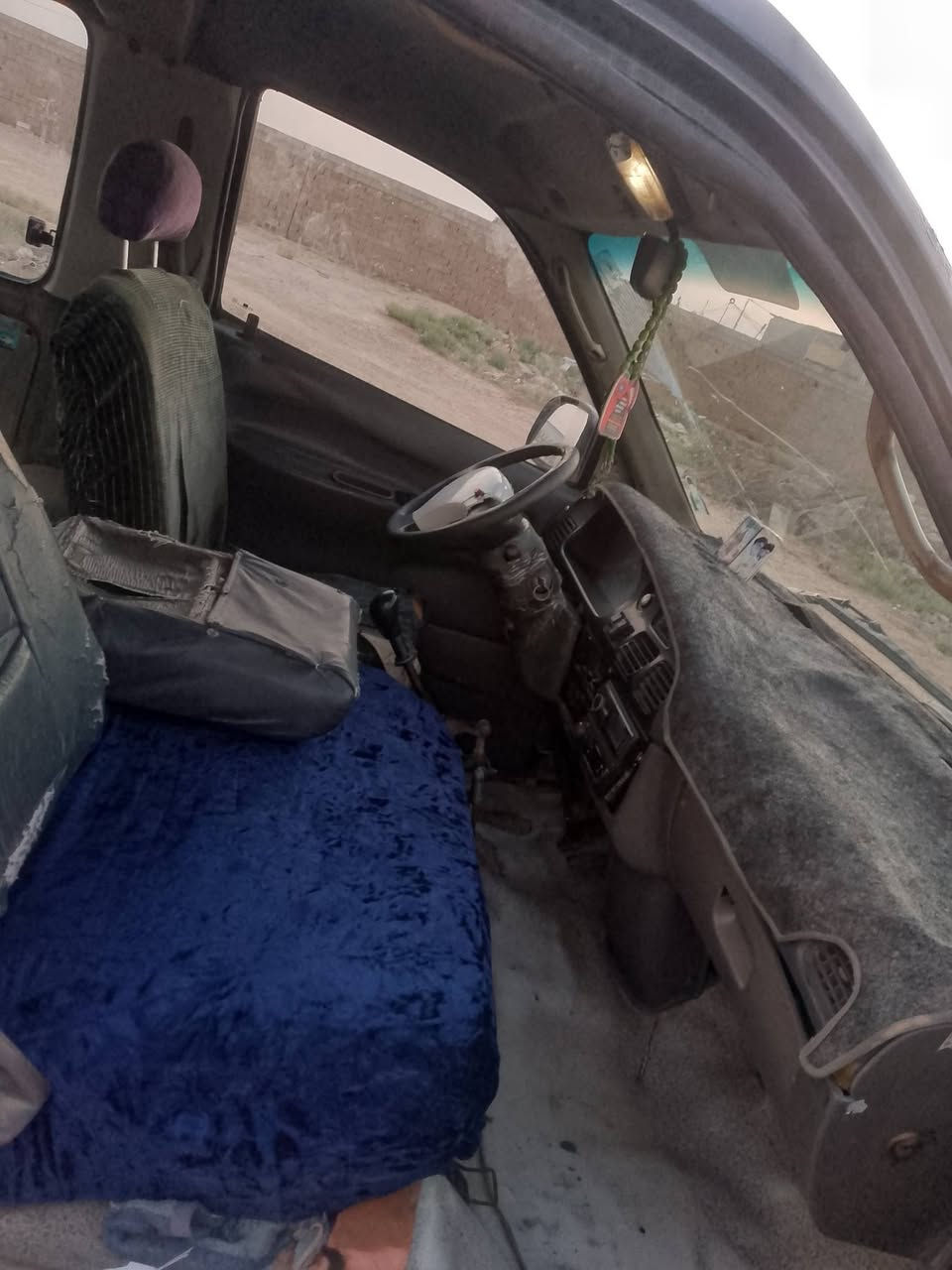 سلام عليكم كيه بريجو موديل 96رقم بغداد نكليزي السياره خير من الله مكينه جديد كير جديد اكسل جديد ماور مشط جدد بطنها حلوه سعرها 38وبيها مجال مكاني بغداد الحسينيه المعامل رقم الهاتف ***********
