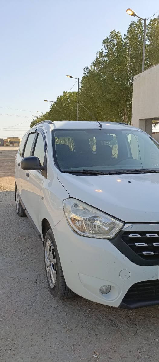 البيع رينو لودجي مديل ١٩ رقم ذي قار مكفوله سياره
مكان الديوانية سياره جديده حته كشنات ماشادهن اي ستفسار اني بل خدمة


**إذا كنت صاحب هذا الإعلان وتريد حذفه لأي سبب، رجاءا أرسل رسالة إلى الدعم الفني**