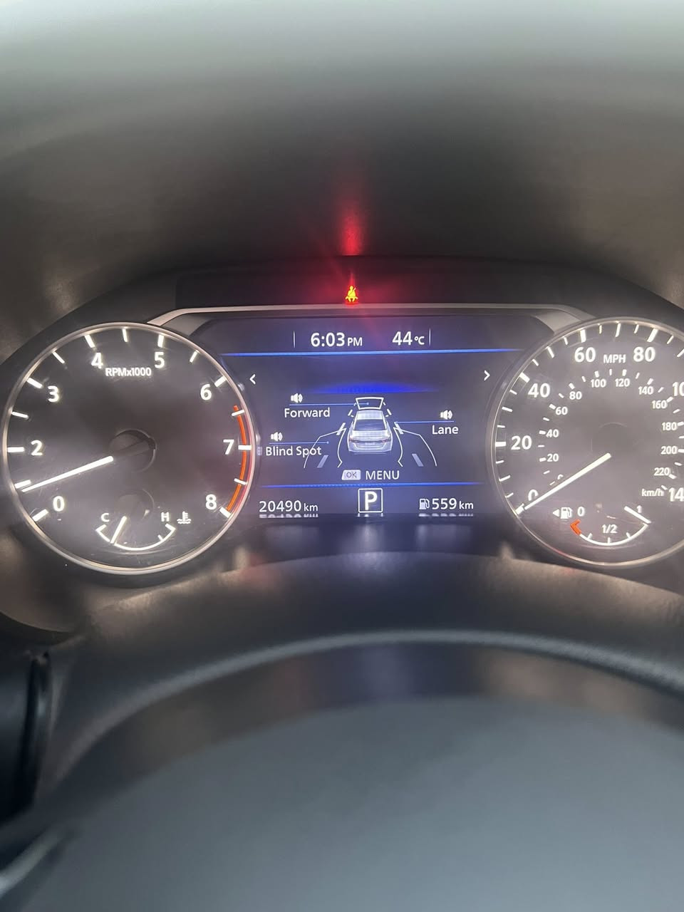 سلام وعليكم اخوان 
 نيسان التيما 2024 (  SR ) فول مواصفات  
 - محرك 2500 شرط وكير بشرط 
- فول رادرات امامي وجوانب وخلفي مع اوتو ستوب امامي وخلفي 
- حساس خلفي وامامي مع وقوف تلقائي
- خروج عن مسار 
- لايت عالي ناصي زينون بلادي مع ليد نهاري 
- كشنات جلد خاص لSR 
- كشنات كهرباء 
- شفتات ستيرن 
- ويل كروم اسود قياس 19 رياضي 
- بصمه ابواب بصمه تشغيل وتشغيل عن بعد 
- فول تحكم استيرن وشاشه تفگيشن 
- دبل كزوز مع دفيوزر بلادي 
كل حادث مابيه وارد امريكي رقم بصره معوقين بااسم ابنيه يريد وكاله عامه او خاصه موجوده سعرها 165$ رقم الهاتف *********** عنوان الزبير
